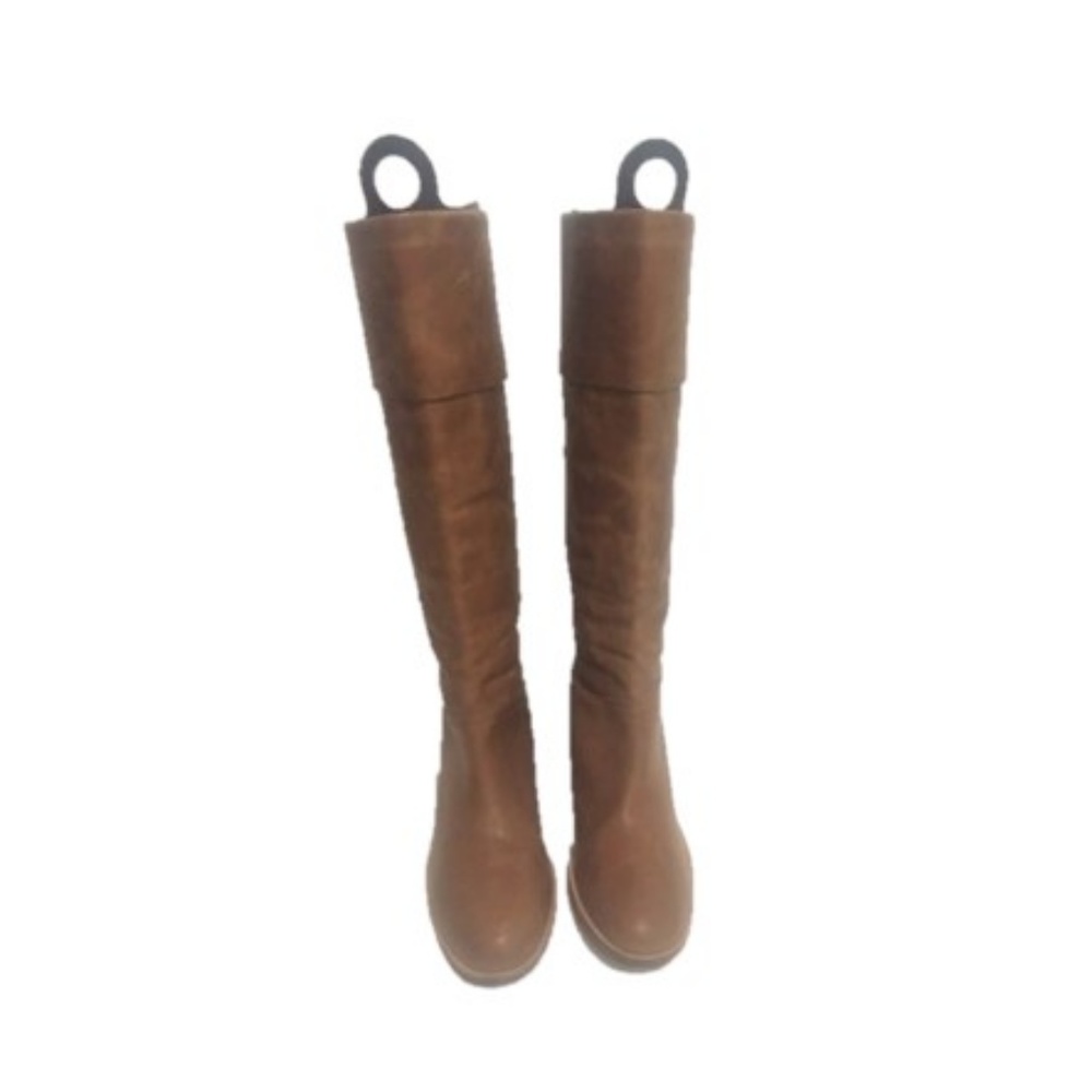 UGG Australia Tall Leather Riding Boot Retail $250 - Picture 5 of 6